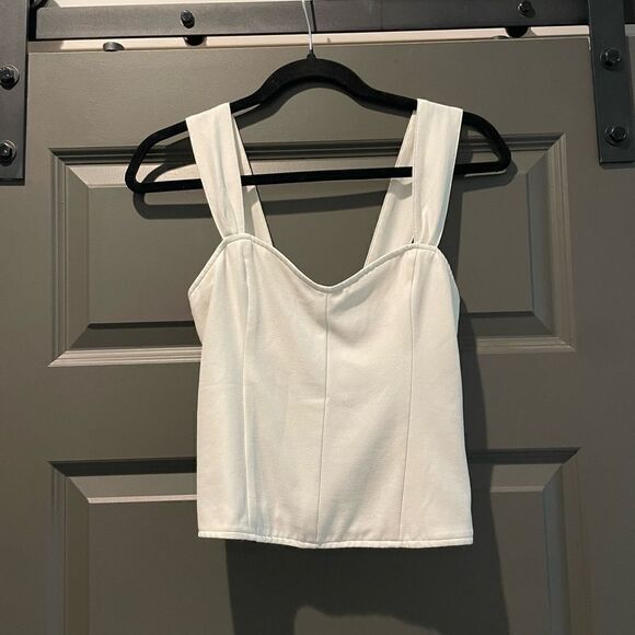 Abercrombie & Fitch Tops - NWOT Abercrombie Tank Top
